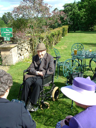 2004_05220479
